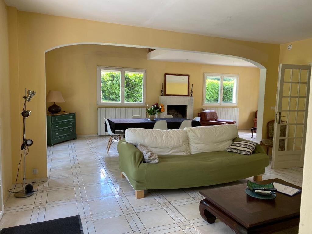 Villa - Coulommiers - Parcs Des Felins - Provins Beautheil-Saints Ngoại thất bức ảnh